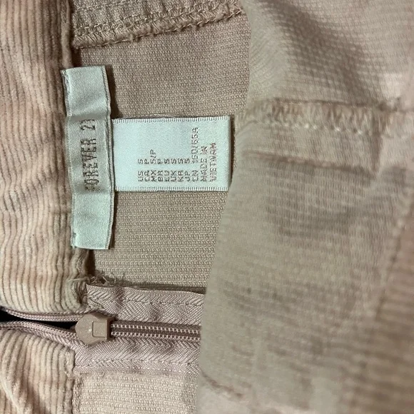 Forever 21 skirt - Picture 4 of 5